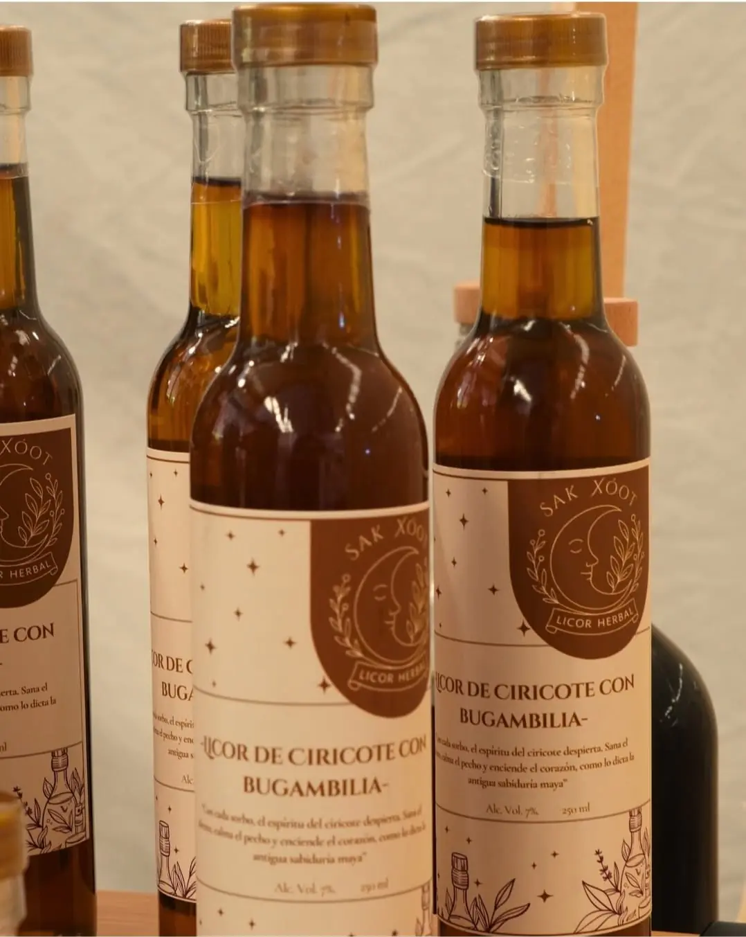 Licor de ciricote con bugambilia - Imagen 2