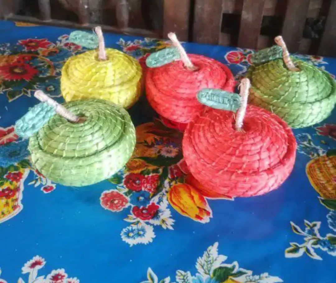 Alhajeros manzana - Imagen 1